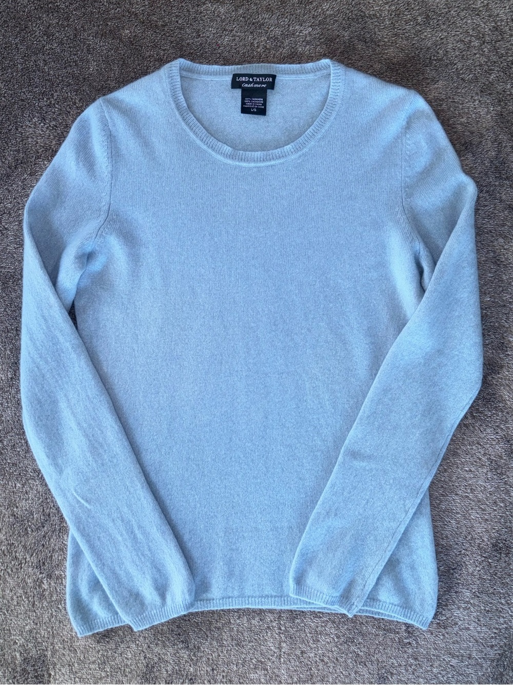 L - Lord & Taylor baby blue cashmere sweater